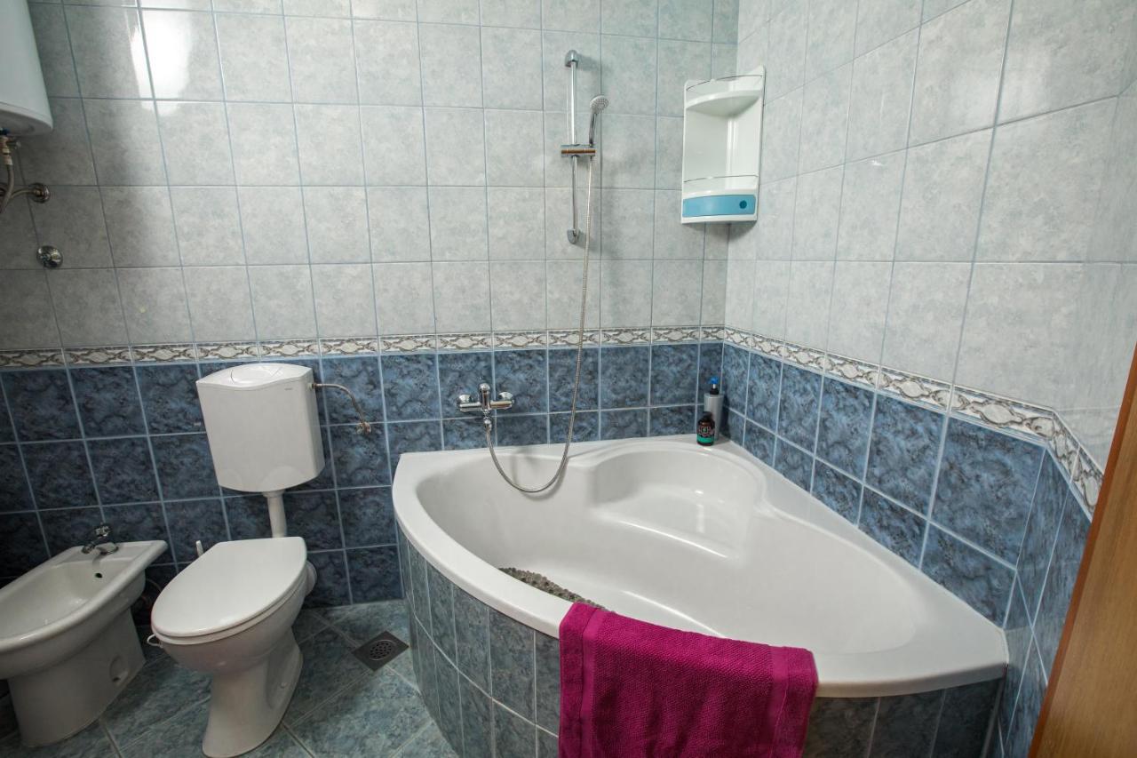 3 Bedrooms Apartman Dmt Kastela Ngoại thất bức ảnh